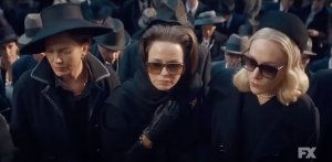 2 сезон 2 эпизод — «Ледяная вода в их жилах» (Ice Water in Their Veins)