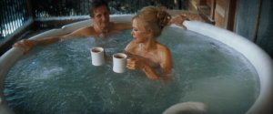 Голый пистолет (The Naked Gun)