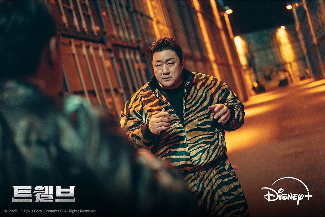 Дюжина: кадр 1